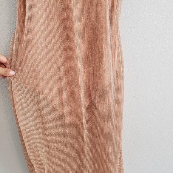 Revolve ; madyson mesh halter dress rose gold m - Picture 5 of 8